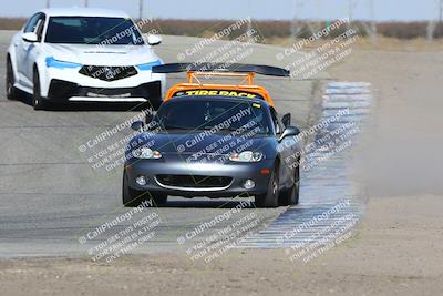 media/Nov-16-2024-CalClub SCCA (Sat) [[641f3b2761]]/Group 1/Race (Outside Grapevine)/
